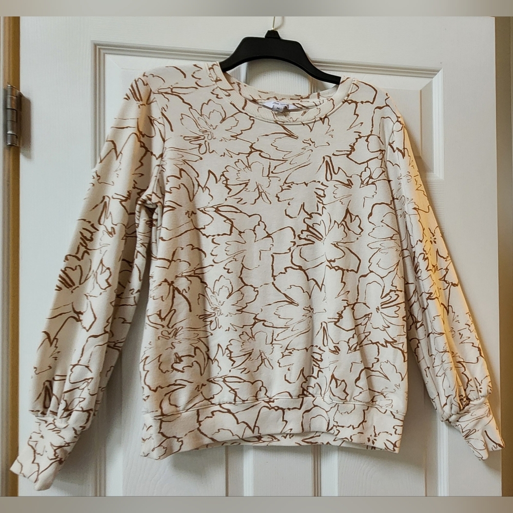 Women's long sleeve top